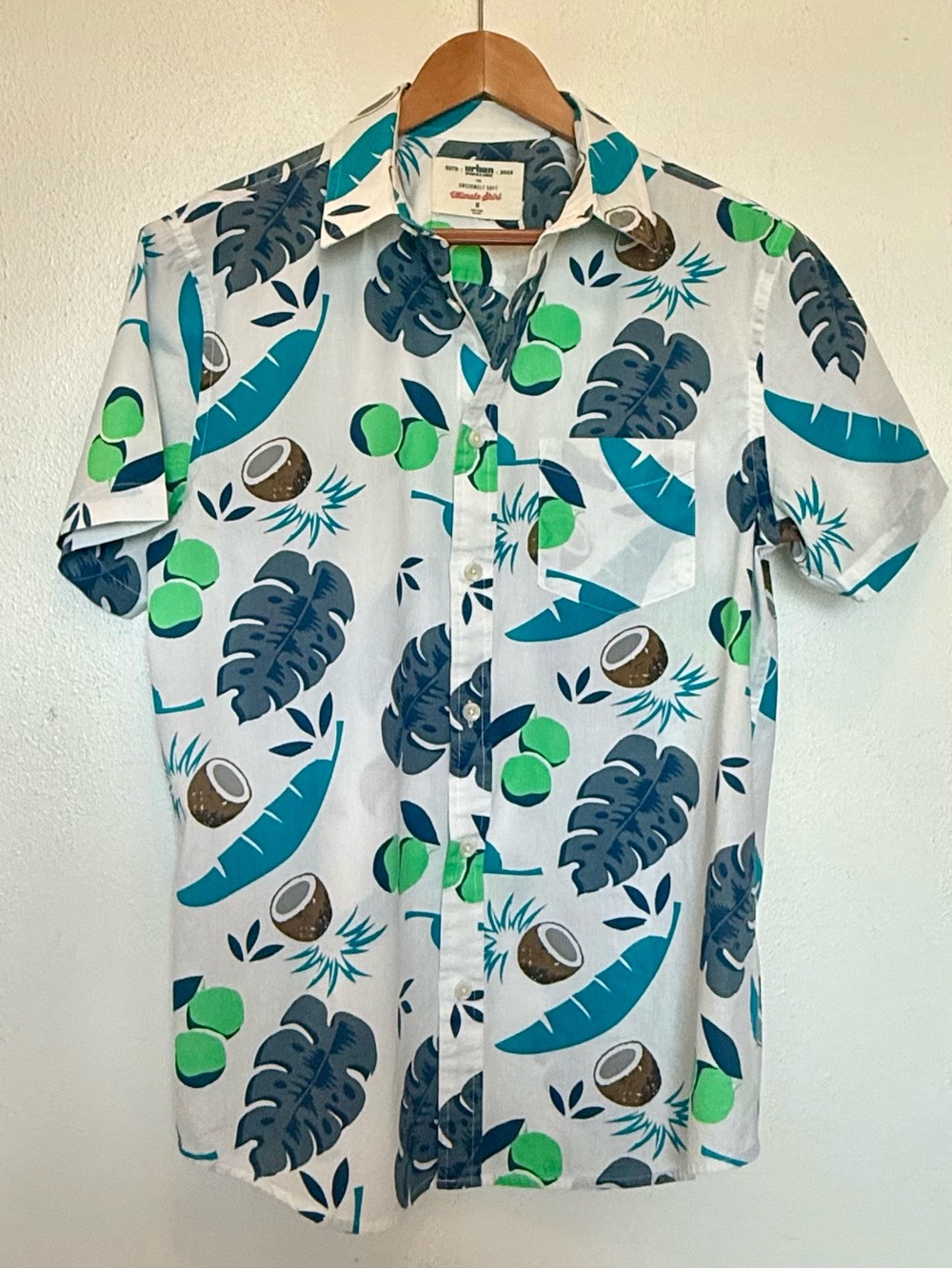 Urban Pipeline Casual buttonTropical Print Short-Sleeve Shirt
